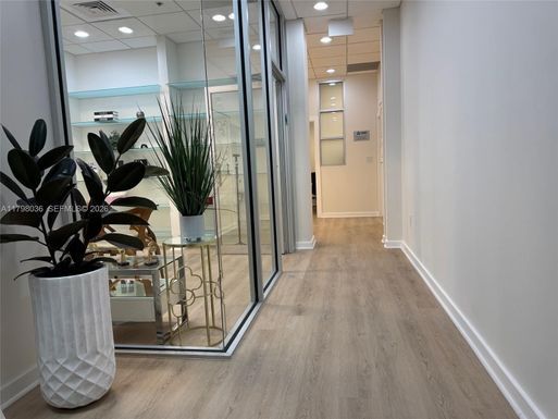 20900 NE 30th Ave, Aventura FL 33180