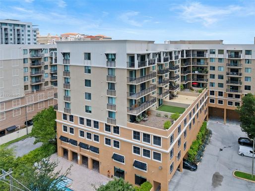 3530 SW 22nd St # 614, Miami FL 33145