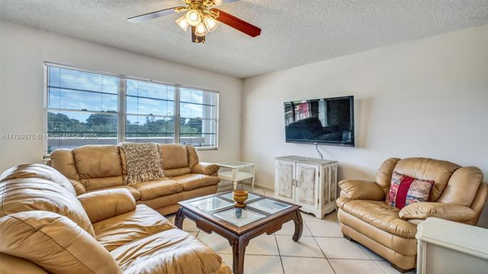 3087 S Newport  S # 3087, Deerfield Beach FL 33442