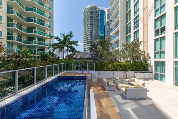 300 Sunny Isles Blvd # 4, Sunny Isles Beach FL 33160