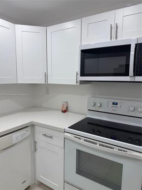 2611 Riverside Dr # 1, Coral Springs FL 33065