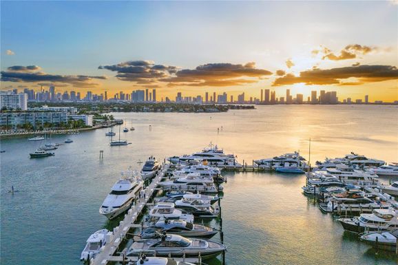 1800 Sunset Harbour Dr 1202/4 Dr, Miami Beach FL 33139