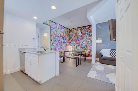 346 NW 35th St # 3, Miami FL 33127