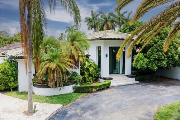 7300 SW 77th Ave, Miami FL 33143