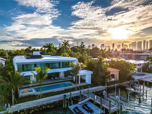 375 N Hibiscus Dr, Miami Beach FL 33139