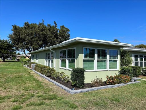 165 High Point Blvd # A, Boynton Beach FL 33435