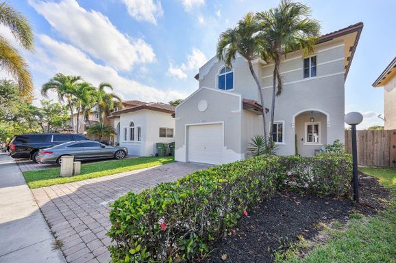 1136 NE 41st Ave, Homestead FL 33033