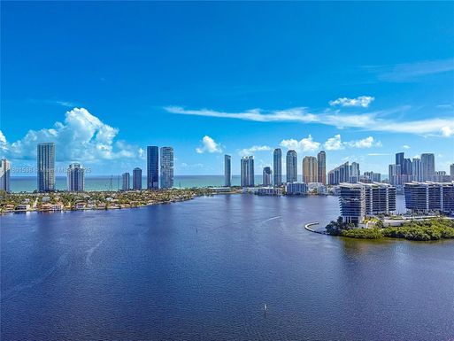 3370 Hidden Bay Dr # 2813, Aventura FL 33180
