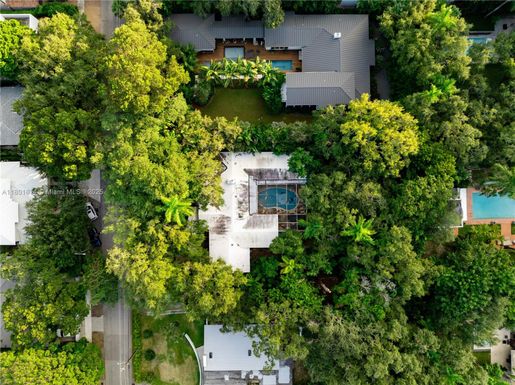 2850 Natoma St, Coconut Grove FL 33133