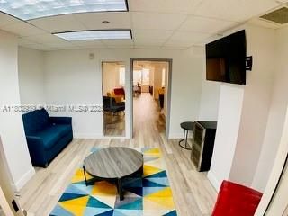 33 SW 2nd Ave # 801, Miami FL 33130