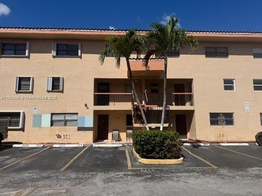 5530 W 26th Ct # 205, Hialeah FL 33016