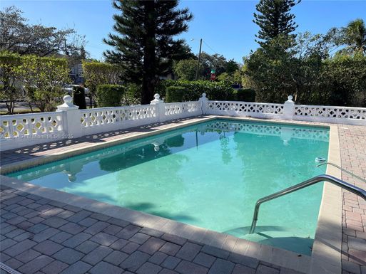 5100 NE 17th Ter, Fort Lauderdale FL 33334