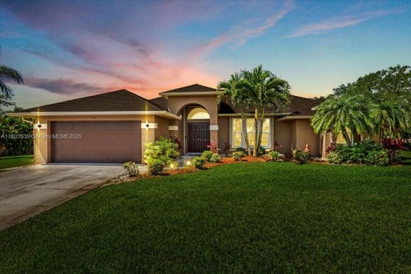 112 SW North Danville Cir, Port St. Lucie FL 34953