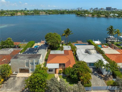 1241 Stillwater Dr, Miami Beach FL 33141