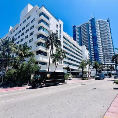 6345 Collins Ave # 818, Miami Beach FL 33141