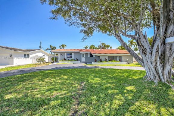 1950 NE 55th Ct, Fort Lauderdale FL 33308