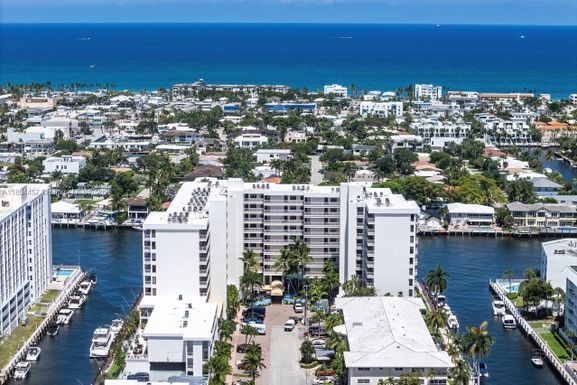 3100 NE 48th St, Fort Lauderdale FL 33308