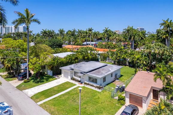 7501 Miami View Dr, North Bay Village FL 33141