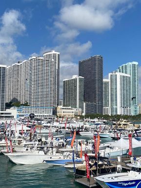2001 Biscayne Blvd # 2306, Miami FL 33137