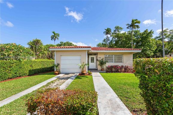 1242 Sevilla Ave, Coral Gables FL 33134
