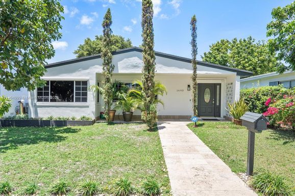 1693 NE 171st St, North Miami Beach FL 33162