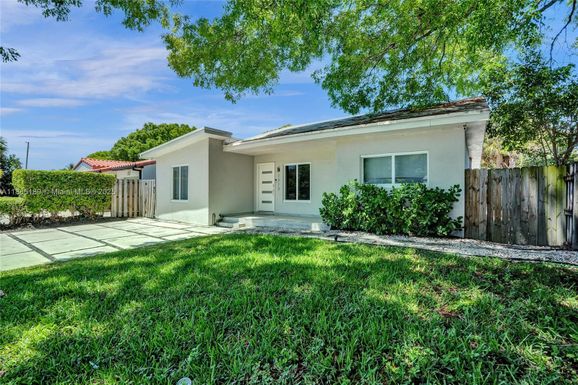1313 NE 15th Ave, Fort Lauderdale FL 33304