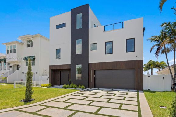 17059 Dolphin Dr, Other City - In The State Of Florida FL 33708