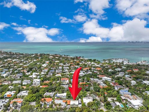250 Fernwood Rd, Key Biscayne FL 33149