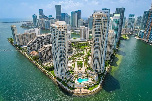848 Brickell Key Dr # 3803, Miami FL 33131