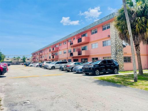 17101 NW 57th Ave # 314, Miami Gardens FL 33055