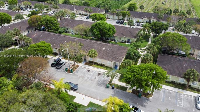 13276 Old Biscayne Dr # 302, Homestead FL 33033