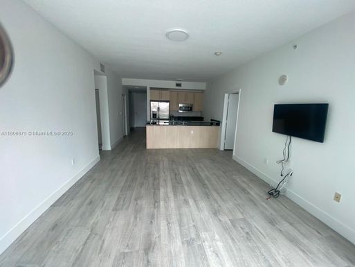 1111 SW 1st Ave, Miami FL 33130