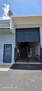 8343 NW 54th St # 3, Doral FL 33166