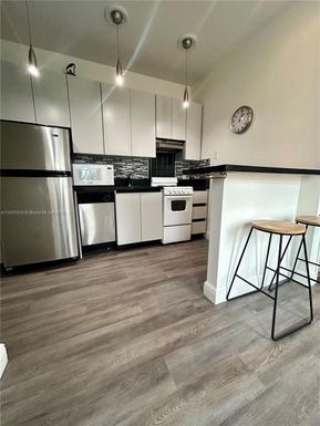 1244 Pennsylvania Ave # 305, Miami Beach FL 33139