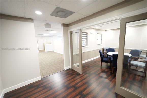 2810 E Oakland Park Blvd # 305, Fort Lauderdale FL 33306