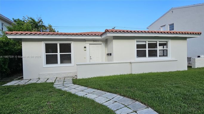 3621 Ponce De Leon Blvd, Coral Gables FL 33134