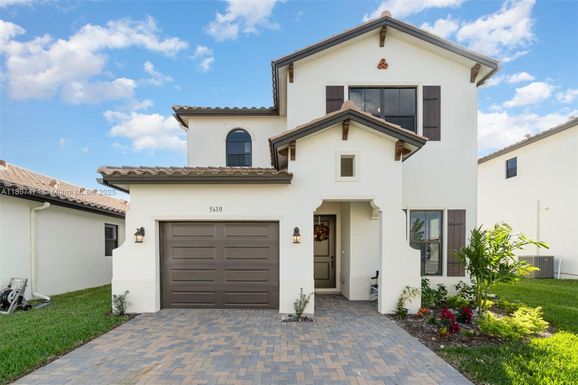 5610 N Agostino Way, Ave Maria FL 34142