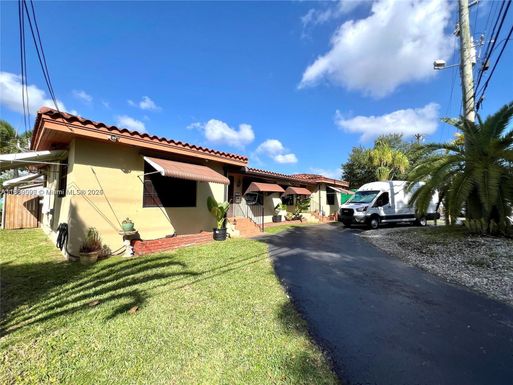 5727 SW 22nd St # 5727, Miami FL 33155