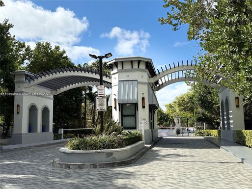 245 Poinciana Dr # 505, Sunny Isles Beach FL 33160