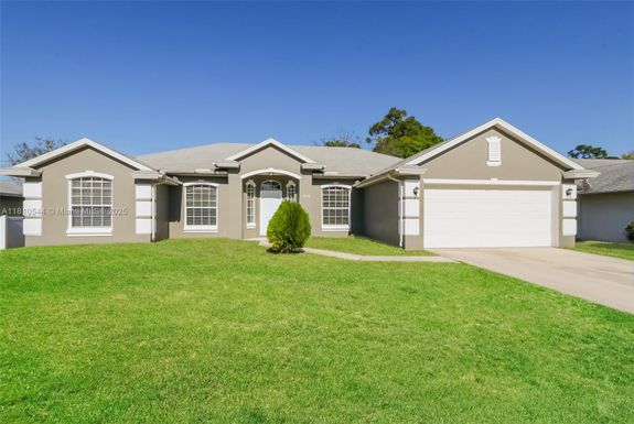 1916 SW Glenco St, Port St. Lucie FL 34953