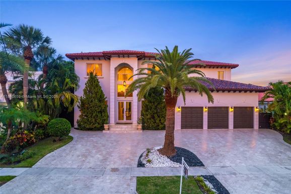 13255 Biscayne Bay Ter, North Miami FL 33181