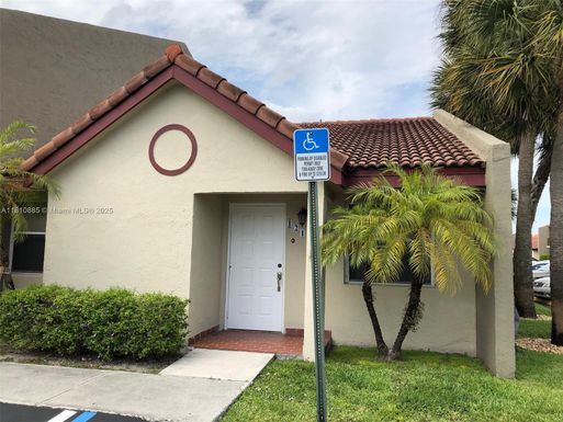 6230 SW 129 PL # 1210, Miami FL 33183