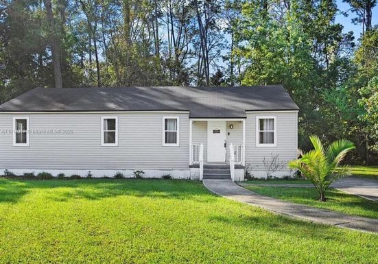 5320 TEQUESTA CT, Jacksonville FL 32244