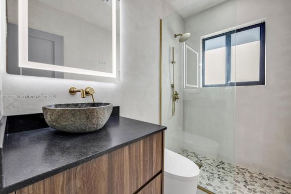 8931 NE 2nd Ave # S3, El Portal FL 33138