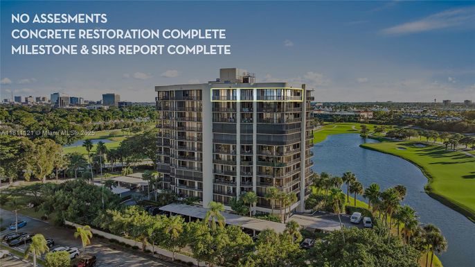 2427 Presidential Way, West Palm Beach FL 33401