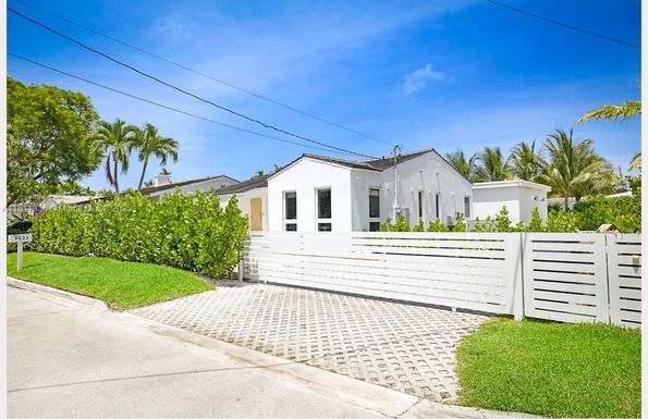 9033 Emerson Ave, Surfside FL 33154