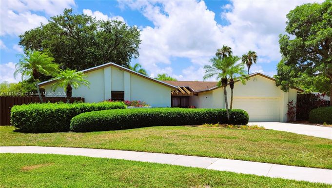 10430 SW 133rd Ct, Miami FL 33186