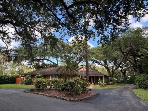 5790 SW 37th Ter, Dania Beach FL 33312