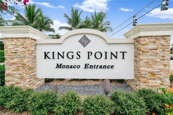 239 E Normandy  E # 1, Delray Beach FL 33484