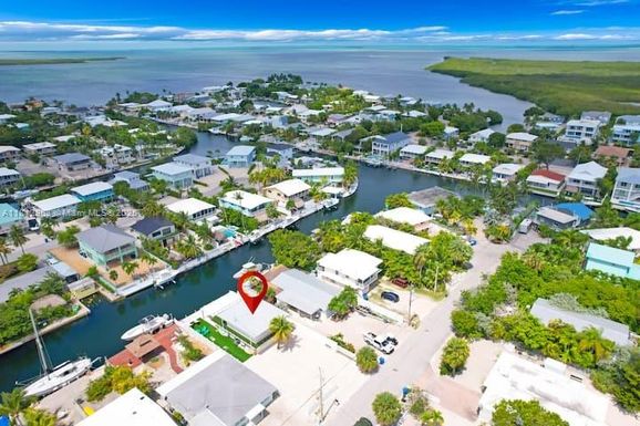 125 Gardenia St, Plantation Key FL 33070